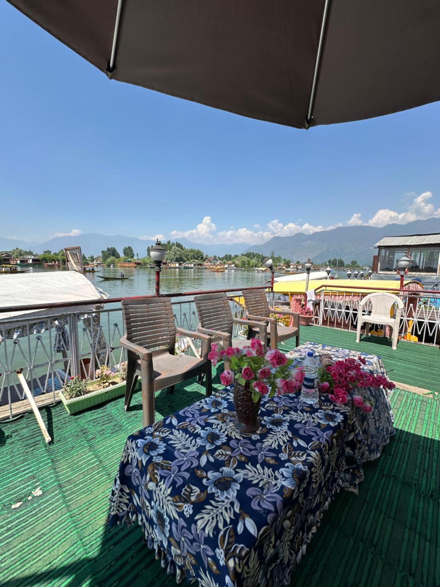 Lake Palace Group Of House Boats Srīnagar Zewnętrze zdjęcie